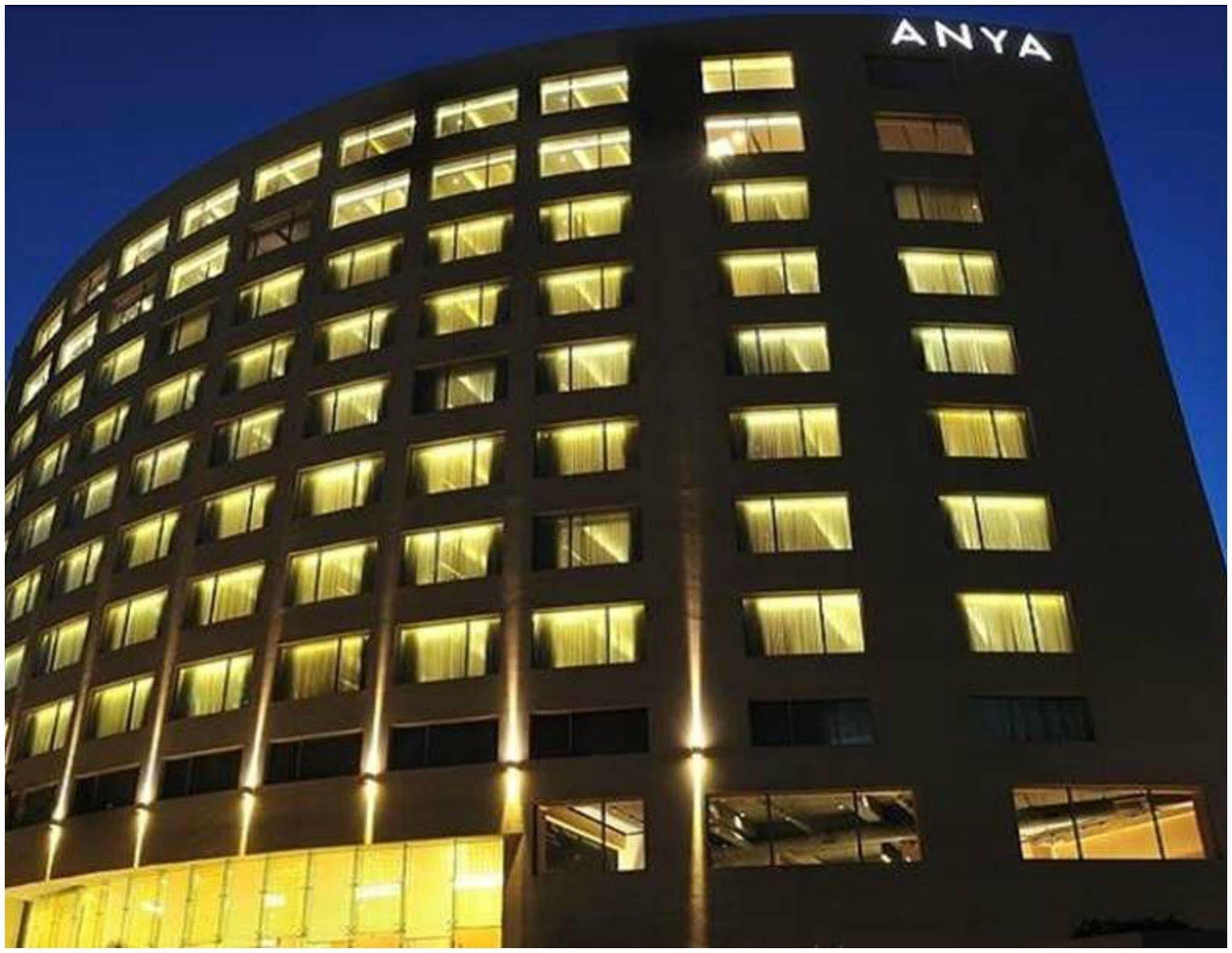 The Anya Hotel-Golf Course Road Гургаон Экстерьер фото
